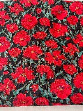 Quilting Sewing Crafting Fabric Cotton Floral Red Gold Black 42”x 210”
